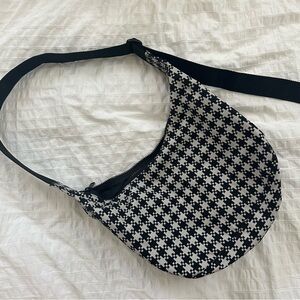 Baggu medium crescent bag